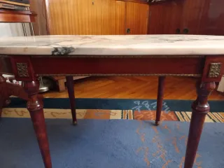 Mesa centro de mármol y madera