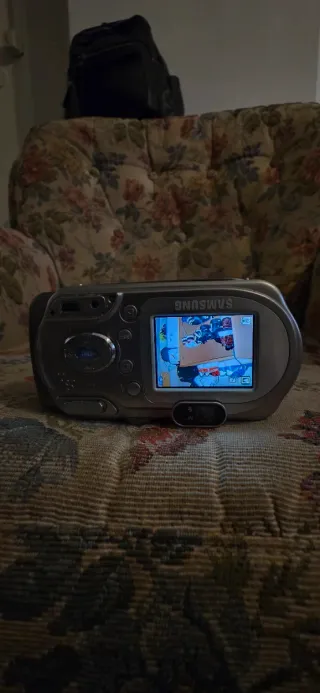 Samsung Digimax A6 Fotocamera Argento