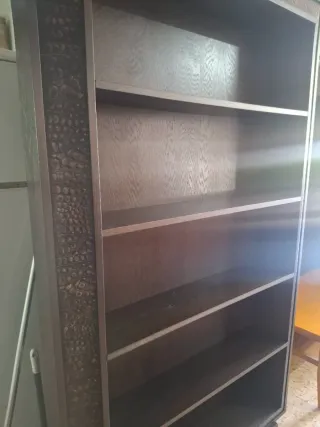 Estantería efecto piel de cocodrilo