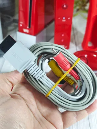 Consola Nintendo WII Roja Ed New Super Mario Bros