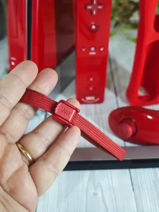 Consola Nintendo WII Roja Ed New Super Mario Bros