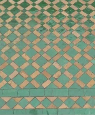 Mesa mosaico artesanal verde y beige