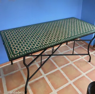 Mesa mosaico artesanal verde y beige