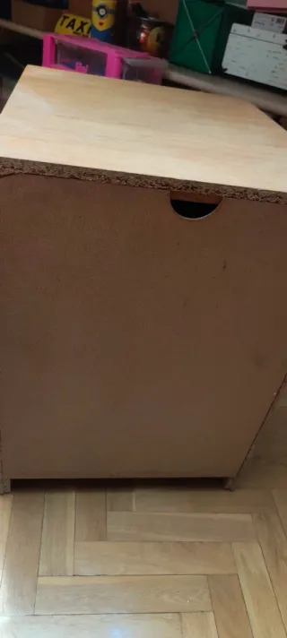 Mesita de noche Ikea madera