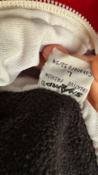 Jersey de lana rojo y blanco