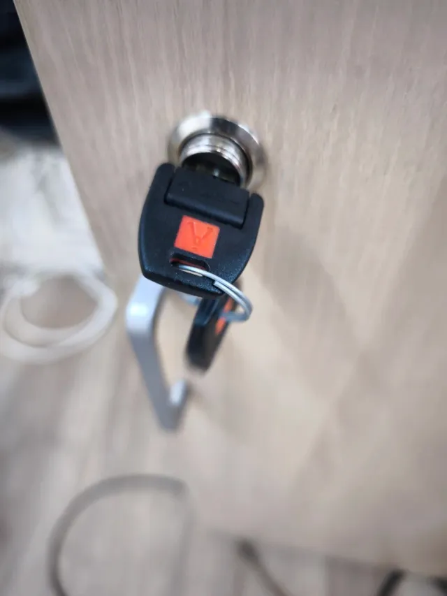 Estantería Actiu madera 220cm alto