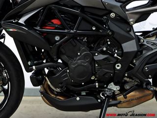 MV AGUSTA BRUTALE 800 RR