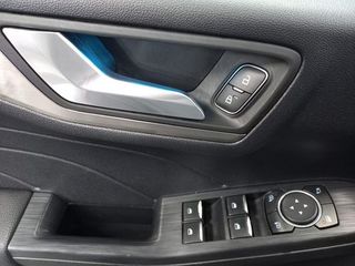 Ford Kuga Titanium 2.5 Duratec FHEV 140kW Auto