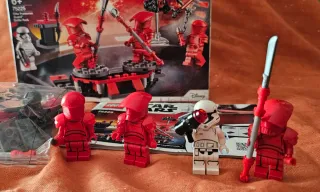 LEGO Star Wars 75225 Elite Praetorian Guard Battle