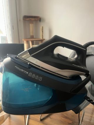 Plancha de vapor marca Rowenta- planchado nítido