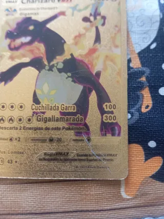 Carta Pokémon Charizard VMAX PS 330