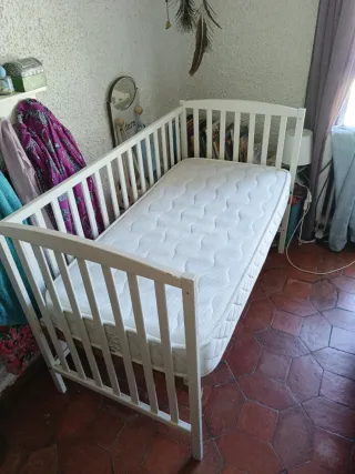 Cuna colecho con colchon. 120x60cm