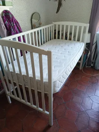 Cuna colecho con colchon. 120x60cm
