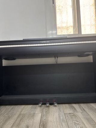 Piano Digital Yamaha CLP-825