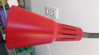 Lámpara de pie Ikea Roja