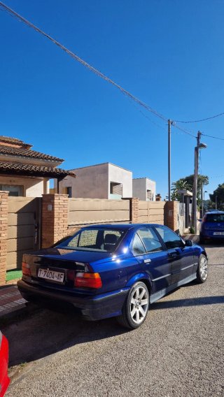 BMW E36 BERLINA