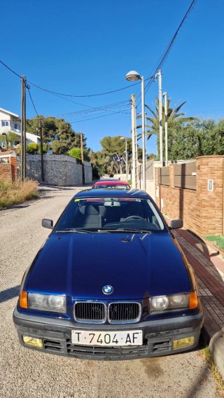BMW E36 BERLINA