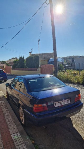 BMW E36 BERLINA
