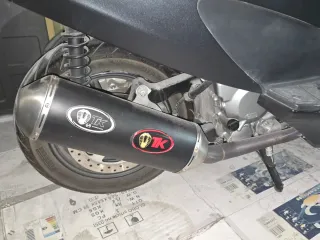 Suzuki UH200 Maxi Scooter Automática