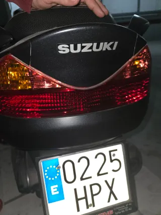 Suzuki UH200 Maxi Scooter Automática