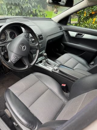 Mercedes-Benz Clase C220