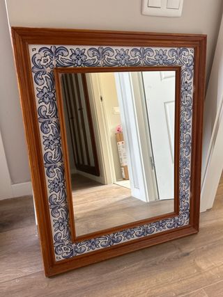 Espejo Marco Madera y Azulejo Blanco y Azul