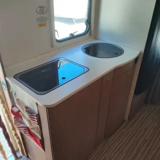 Caravana Adria Jazz 420 L