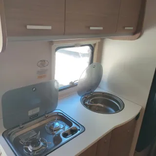 Caravana Adria Jazz 420 L