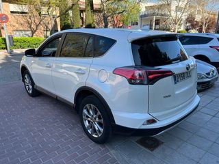 Toyota RAV4 2016