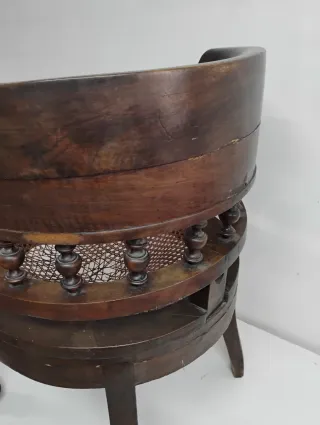 Silla Curvada Madera Antigua Rattan