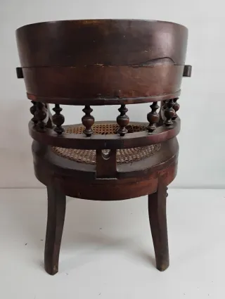 Silla Curvada Madera Antigua Rattan