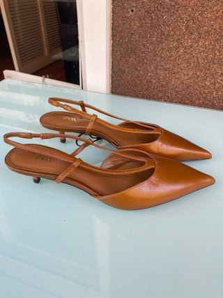 Zapatos piel destalonados Zara