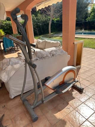 Máquina Elíptica Gimnasio