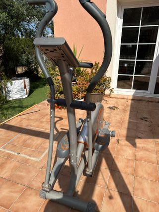 Máquina Elíptica Gimnasio