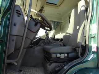 MAN FE 300-CAMIONES GRUA