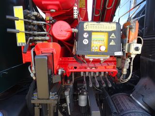 MAN FE 300-CAMIONES GRUA