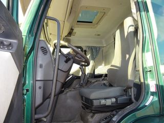 MAN FE 300-CAMIONES GRUA