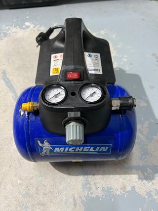 Compresor Michelin Portátil 6L