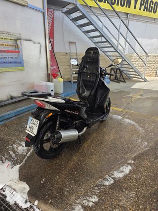 Moto Scooter Negra