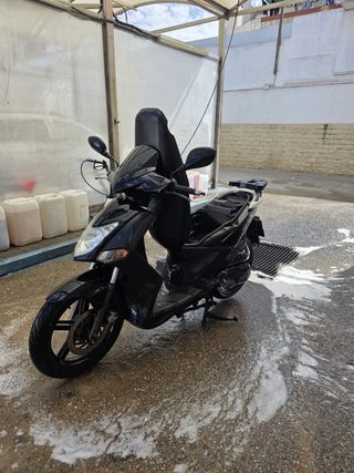 Moto Scooter Negra