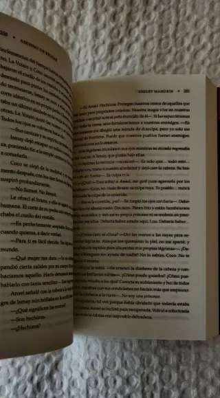 Estuche trilogía: "Asesino de Brujas"