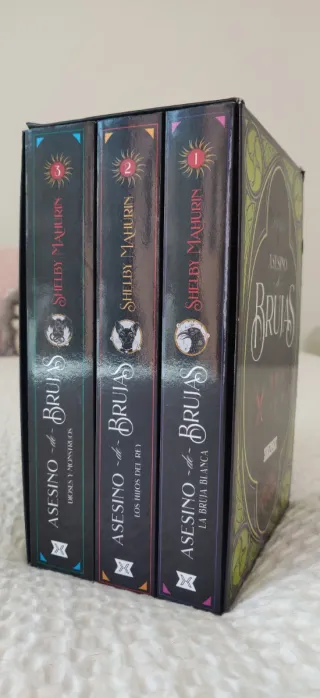 Estuche trilogía: "Asesino de Brujas"