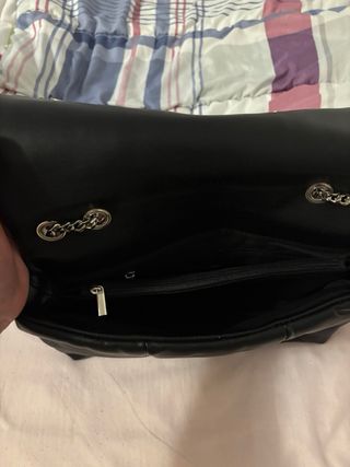 Bolso Negro Acolchado