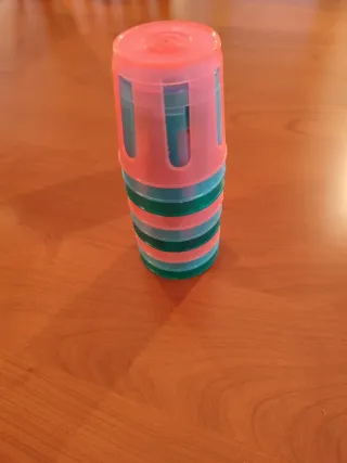 Sottobicchieri in plastica colorata