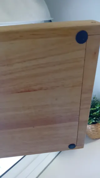 Tagliere per formaggi con coltelli