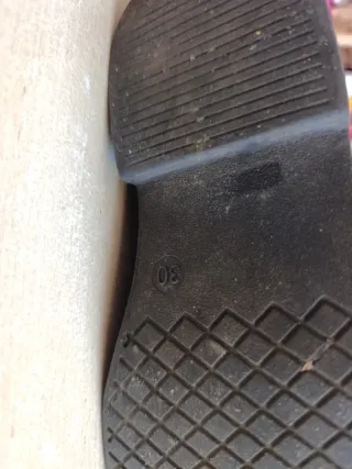 Botas de piel altas niña negras. Talla 30