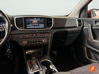 Kia Sportage 1.6 MHEV Business DCT 100kW (136CV) 4X2