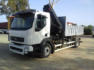 Volvo FL 240-CAMIONES GRUA