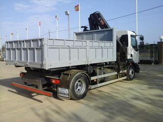 Volvo FL 240-CAMIONES GRUA