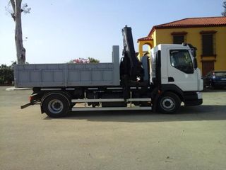 Volvo FL 240-CAMIONES GRUA